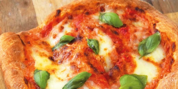 Klasyczna pizza margherita