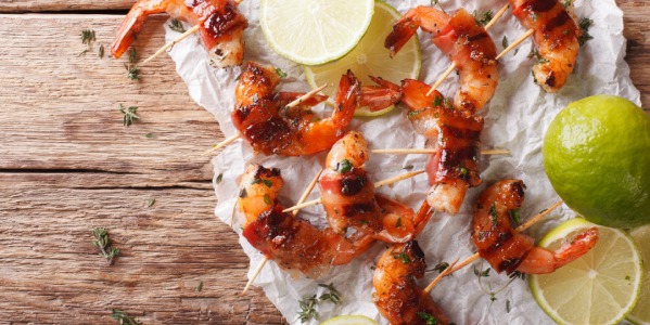 Krewetki zawijane w boczek