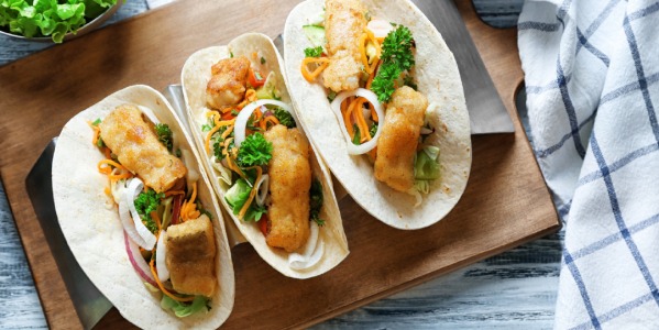 Taco rybne z mąki kukurydzianej