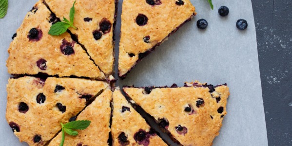 Podpłomyki jagodowe z imbirem