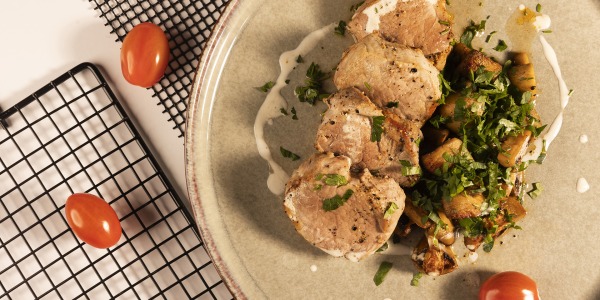 Polędwiczka wieprzowa z grillowanymi pieczarkami