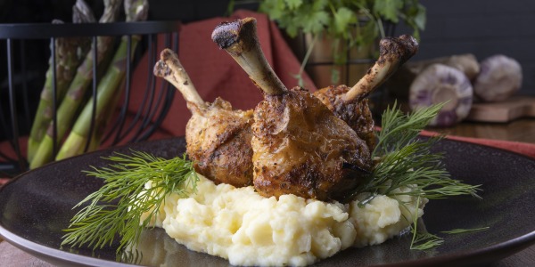 Pieczone nóżki z kurczaka z puree ziemniaczanym