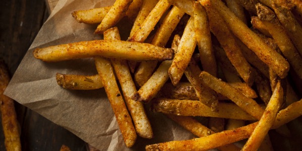 Francuskie frytki z przyprawą Cajun