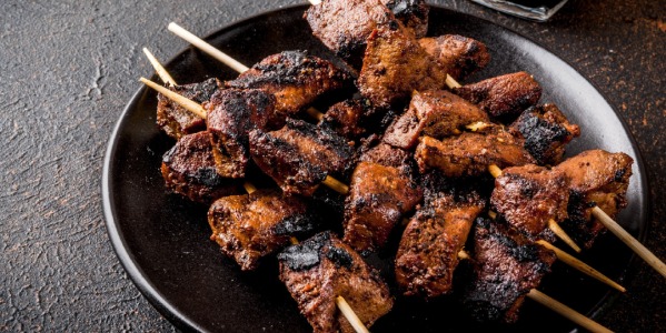 Szaszłyki wołowe po koreańsku