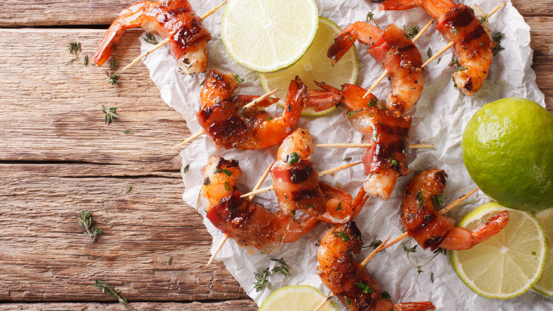 Krewetki zawijane w boczek